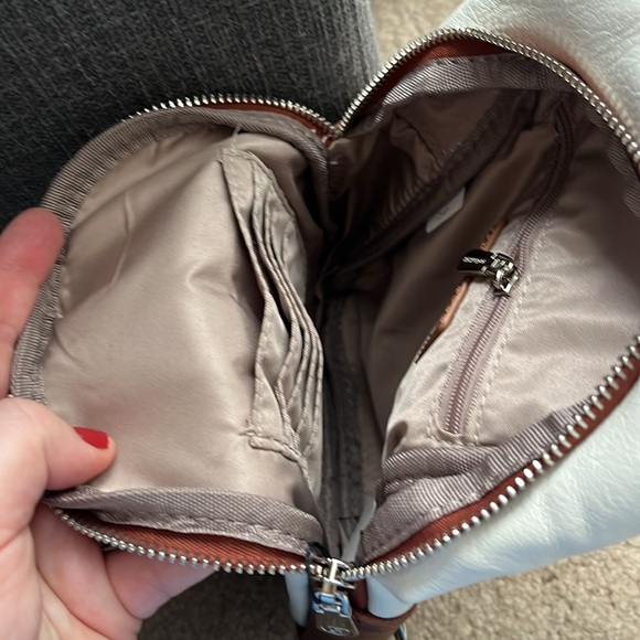 New crossbody bag - Picture 5 of 5